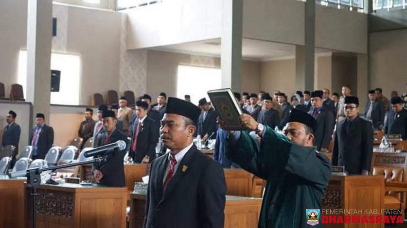 Parianto Jadi Ketua DPRD, Dua Mantan Ketua DPRD Hadiri Pengambilan Sumpah