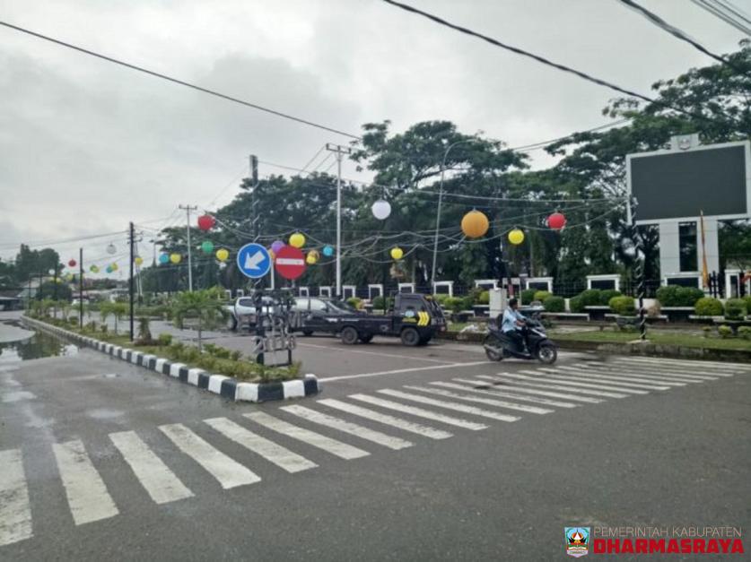 Simpang Kantor Bupati Disulap Jadi Halal Traditional Food Street of Dharmasraya